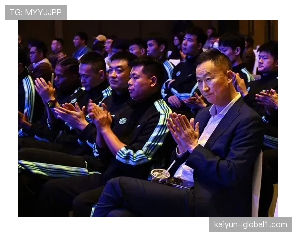 青岛崂山啤酒78-77险胜宁波 杨瀚森关键封盖守住主场优势